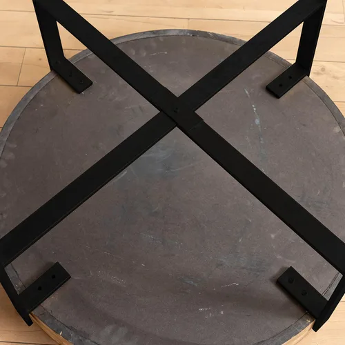 Vista 8 de Knocbel Mesa de centro redonda moderna de diseño simple con parte superior de mesa empalmada de grano de madera y base de patas cruzadas de metal
