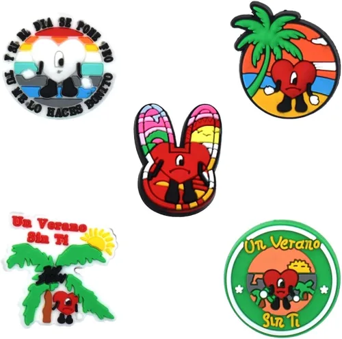 Vista 2 de SHINQEAR Dijes de zapatos de dibujos animados para decoración de zapatos, sandalias, pulsera de zapatos, pulseras, accesorios para hombres