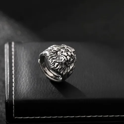 Vista 5 de Yumikoo Anillo de león para hombre, anillo de titanio y acero inoxidable abierto y ajustable