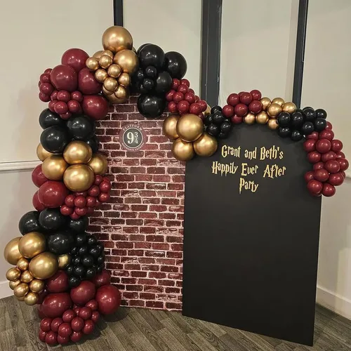 Vista 4 de Kit de guirnalda de arco de globos burdeos, 154 globos burdeos granate negro y dorado para baby shows, boda, novia, despedida de soltera, asistente