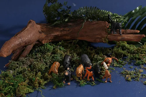 Vista 4 de Figuras de animales, juego de 24 piezas de juguetes de animales realistas con león, panda, mono, cebra, tigre, elefante, jirafa, etc., regalo