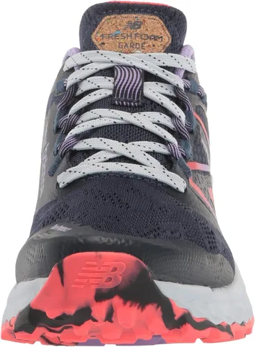 Vista 2 de New Balance Fresh Foam Garoe V1 Tenis de correr para mujer