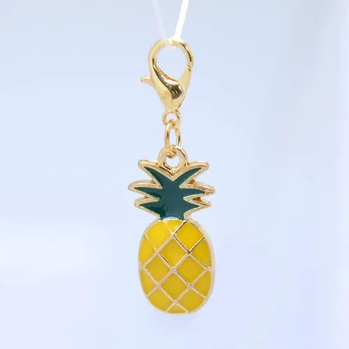 Vista 2 de Paialco Dije de fruta de piña esmaltado