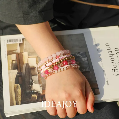Vista 6 de IDEAJOY Pulseras rosas bohemias de cuentas de varias capas apilables, conjunto de 8 piezas de hebra elástica versátil con cuentas brillantes