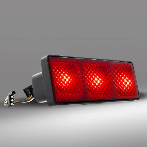 Vista 7 de Bully CR-007XL Cubierta de enganche de plástico ABS de acabado negro con luz de freno LED extra grande universal para camiones, compatible