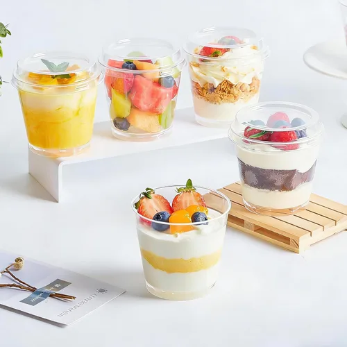 Vista 6 de Paquete de 50 mini tazas de postre de 6 onzas con tapas altas y cucharas, tazas pequeñas de plástico para tartas, tazas redondas para servir parfait