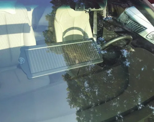 Vista 6 de Sunway Solar Cargador de Batería de Goteo y Mantenedor para Automóvil Panel Solar de 12V Cargador de Batería con Enchufe para Encendedor