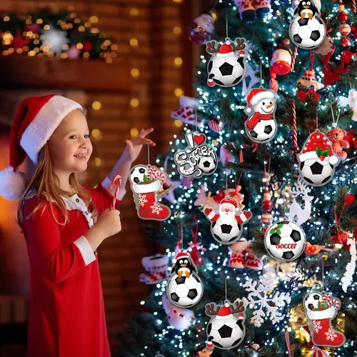 Vista 5 de Chunful 24 piezas Adornos de fútbol para árbol de Navidad, adornos de pelotas deportivas de acrílico colgantes para decoración de árbol de Navidad