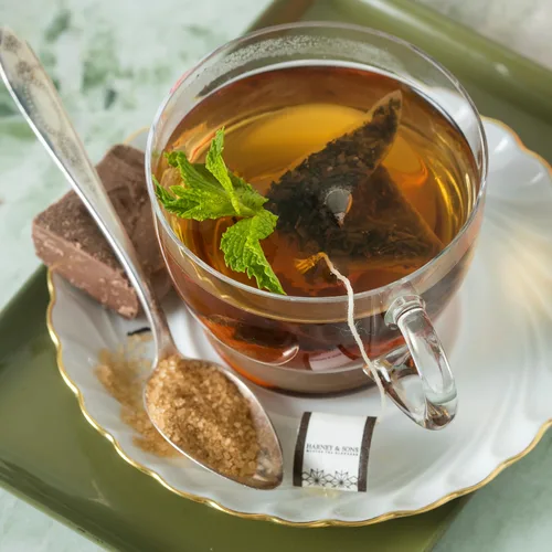 Vista 5 de Harney and Sons Chocolate Mint, Té Negro Saborizado - 20 Sobres por Lata