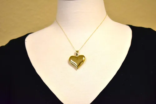 Vista 5 de CKL International - Colgante de oro amarillo de 14 quilates con forma de corazón hinchado en 3D