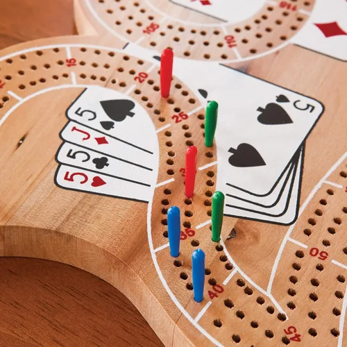Vista 8 de Mainstreet Classics juego de Cribbage tradicional, de madera, 29 pulgadas (versión US)