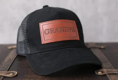 Vista 2 de Sombrero de papá de regalo para el día del padre Nuevo sombrero de camionero de regalo para papá sombrero de golf con parche de cuero personalizado