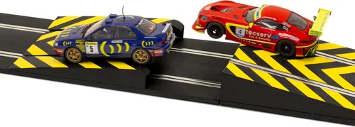 Vista 3 de Scalextric Salto y Sideswipe Extensión Pack 1:32 Ranura Car Race Track Accesorio C8194