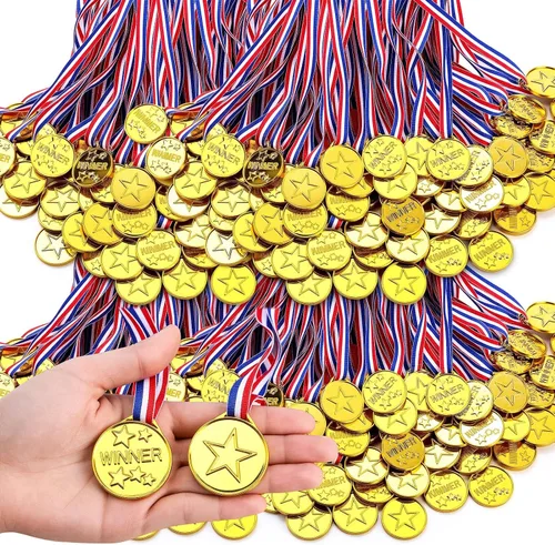 Vista 8 de Sotiff Medallas ganadoras de plástico para niños, medallas de oro para fiestas, juegos, deportes, disfraces y más, 1.4 x 1.7 pulgadas