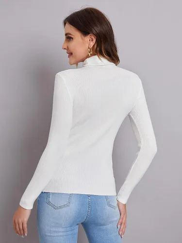 Vista 2 de SweatyRocks Suéter de punto acanalado de manga larga con cuello alto para mujer