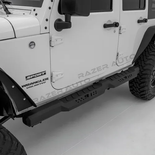 Vista 2 de Guardia lateral Razer para puerta Jeep Wrangler 07-17 con textura placa protectora negra con peldaño de 4 escalones, Negro