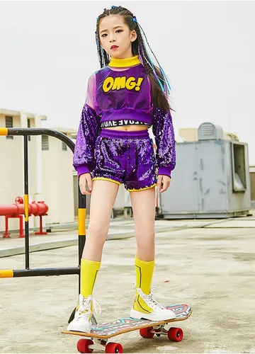 Vista 4 de LOLANTA Disfraces de baile de lentejuelas para niñas, pantalones cortos de malla con camiseta sin mangas, trajes de baile hip hop para niños