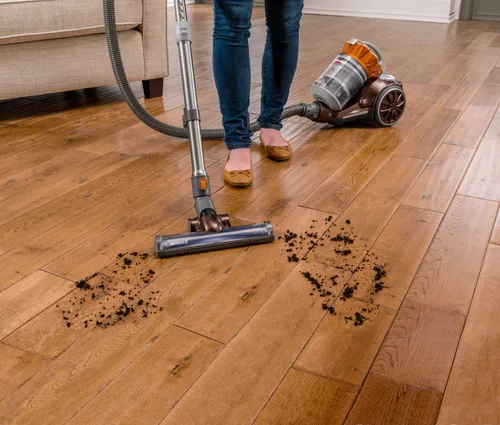 Vista 4 de Bissell Hard Floor Expert - Aspiradora de contenedor multiciclónica sin bolsa, 1547 - con cable