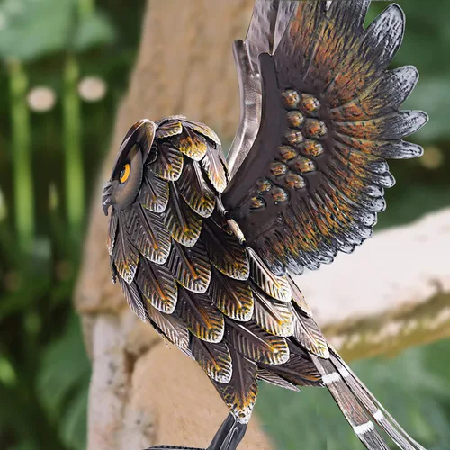 Vista 8 de Natelf Esculturas y Estatuas de Búho de Jardín, Escultura de Arte de Patio con Pájaro de Metal de Pie para Patio, Patio Trasero, Estanque