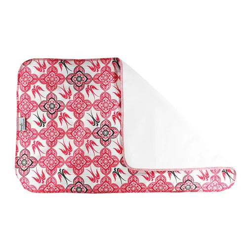 Vista 20 de Kanga Care Reusable Absorbent & Waterproof Changing Pad 24" x 15" - Aspenglow