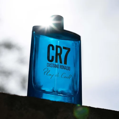 Vista 6 de Cristiano Ronaldo - CR7 Play It Cool - Eau de Toilette Spray para hombre - Fragancia fresca picante y aromática con notas de bergamota, cardamomo