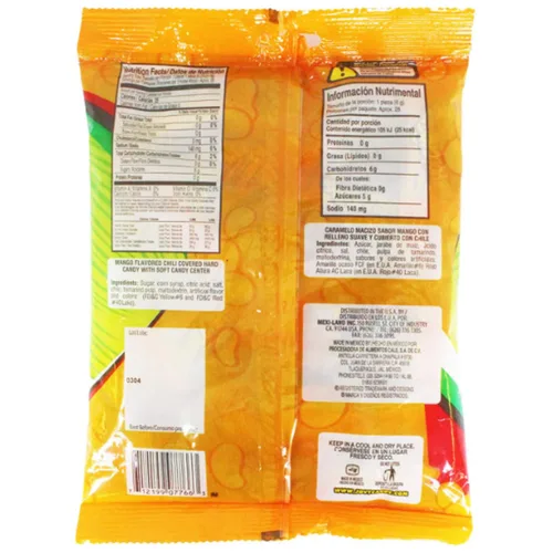 Vista 3 de Dulces duros Sweetzo, dulces y picantes cubiertos de chile en polvo, sabor a sandía y mango, envueltos individualmente, dulces mexicanos