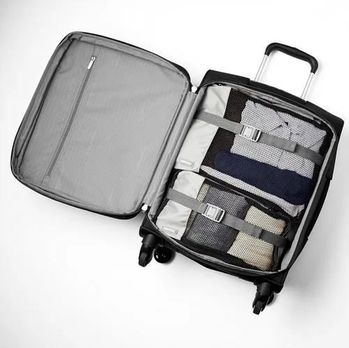 Vista 4 de Tienda Basics Maleta de equipaje giratoria de mano Softside con ruedas, Negro, 21 pulgadas