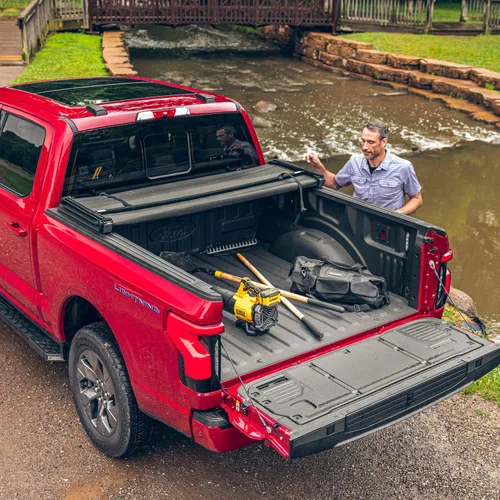 Vista 5 de Extang Trifecta 2.0 - Cubierta plegable para batea de camioneta 92775 para Dodge RAM 1500/2500, modelos 2003 al 2008, con batea de 8 pies.