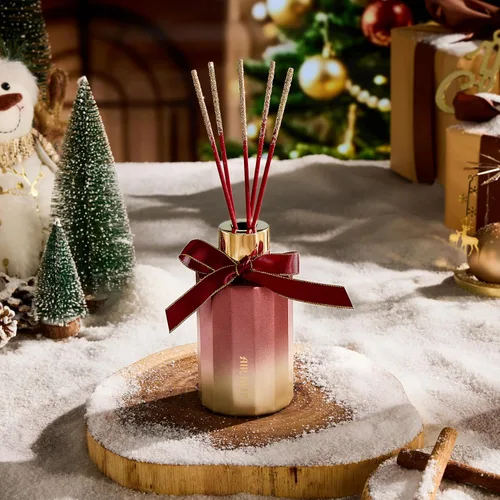 Vista 4 de Airkeep - Juego de Difusor de Cañas - Especias Navideñas Difusor de Canas Navideño con 8 Varillas de Junco - Difusor de Aceite Perfumado