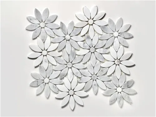 Vista 3 de Tenedos Margarita Flor de 10 x 12 pulgadas - Carrara italiana blanca y gris con mármol Thassos pulido mosaico para cocina, baño, pared o ducha