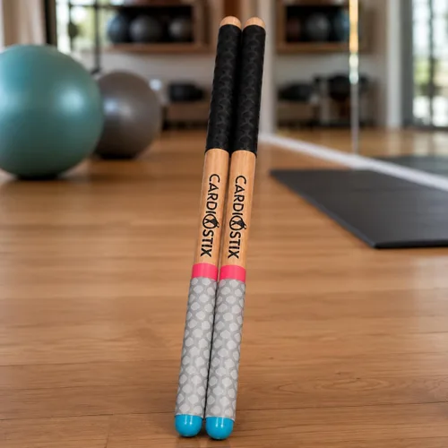 Vista 6 de CardioStix Baquetas de cardio de madera de nogal americano con peso de 4.5 onzas por juego (1 par) con empuñaduras negras Batería, fitness, clase