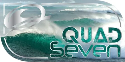 Vista 7 de Quad Seven Conjunto de natación para niños pequeños, traje de baño de 4 piezas y camiseta de protección de manga corta para niños (tamaños 12M-7)