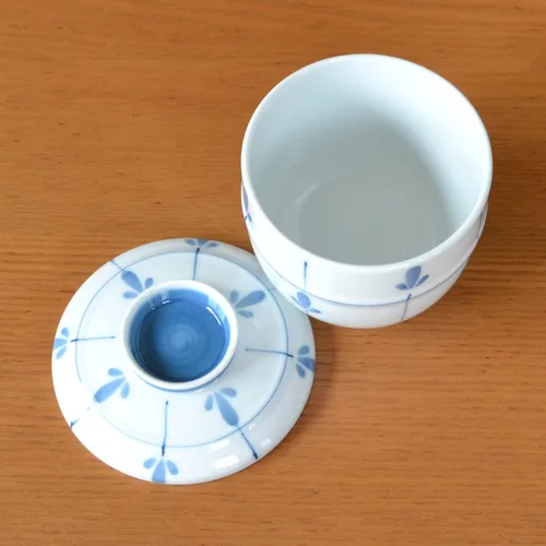 Vista 5 de 有田焼やきもの市場 Chawanmushi - Juego de 2 vasos japoneses Chawan Mushi Arita Imari fabricados en Japón Mebae