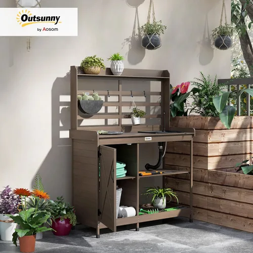 Vista 2 de Outsunny Banco de Jardinería Exterior de Madera con Mesa y Fregadero y Grifo, Estación de Trabajo de Jardín con Gabinete de Almacenamiento, Estantes