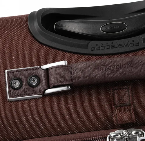 Vista 2 de Travelpro Platinum Elite - Rollaboard extensible de 22 pulgadas, Bordeaux, Platinum Elite Softside - Equipaje vertical expandible