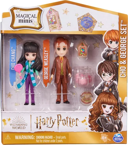 Vista 2 de Wizarding World Harry Potter, Magical Minis - Set de figuras de Cho Chang y George Weasley con 2 accesorios para muñecas, juguetes para niños de 6