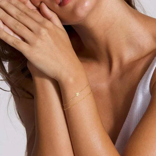 Vista 4 de Dainty Gold Initial Pulseras chapadas en oro de 14 quilates, delicadas, personalizables, con iniciales, para mujer, adolescente, niña, joyas