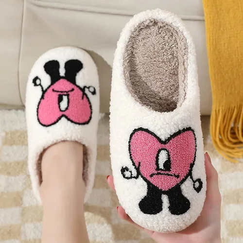 Vista 5 de Qubuwalk Christmas Elk Slippers Bad Cute Bunny Slippers Warm Fuzzy Slippers Cozy House Slippers for Women Men Slip-on Indoor Outdoor Slippers