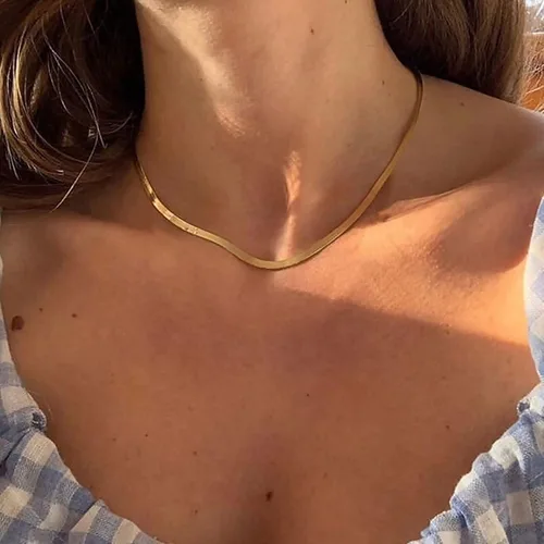 Vista 2 de Tewiky Collar de espiga para mujer delicado collar de cadena de serpiente de oro de 14 quilates collar de cadena de serpiente de oro en capas doble