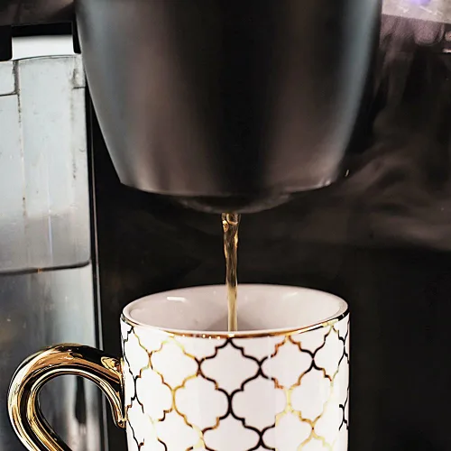 Vista 4 de Westrock Coffee Company, Mezcla de África Oriental, taza de café de una sola porción, tostado medio oscuro (80)