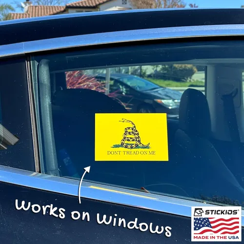 Vista 4 de Stickios Adhesivo de Bandera Gadsden 'Dont Tread On Me' - Calcomanía Patriótica Bandera Americana 1776 para Autos, Camiones y Ventanas de Vehículos
