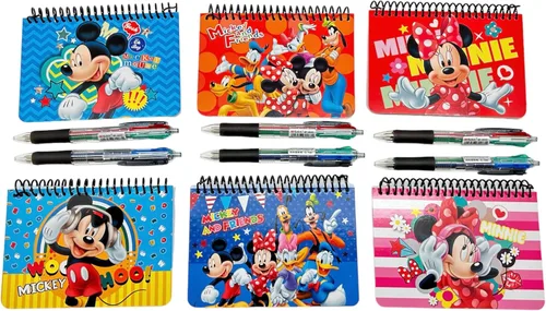 Vista 3 de Paquete de 4 libros oficiales de autógrafos de Disney, Mickey, Minnie, Mickey & Friends, Clubhouse Friends con 4 bolígrafos multicolor