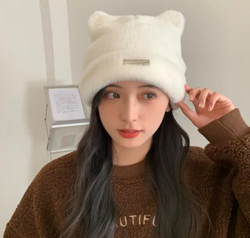 Vista 2 de Gorros de ganchillo con diseño de gato para mujer, lindos gorros de orejas de oso para mujer, gorros de invierno holgados con calavera Y2K