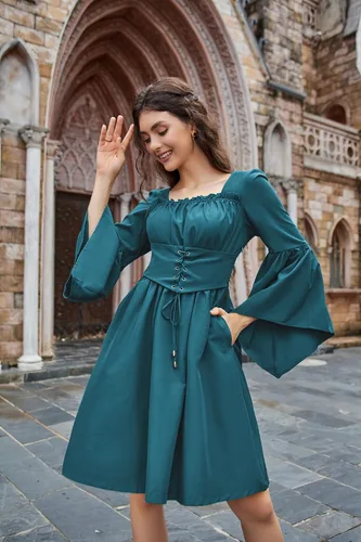 Vista 4 de Scarlet Darkness Vestido renacentista para mujer, manga larga, acampanado, medieval, cuello cuadrado, vestido de patinadora con bolsillos