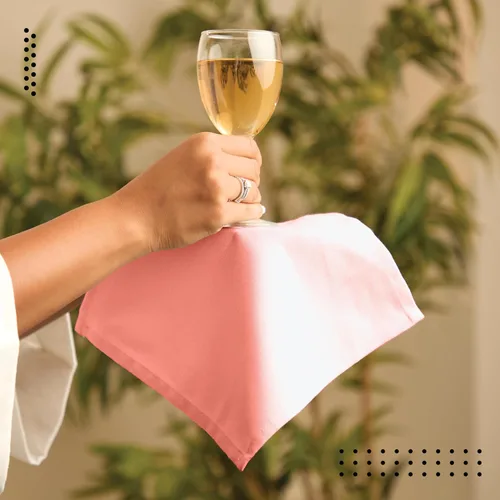 Vista 3 de Encasa XO Juego de 12 servilletas de tela de cóctel Servilletas de mesa de algodón puro Tamaño (9 x 9 pulgadas) Coral Solid Lavable a máquina