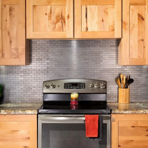 Vista 8 de Azulejos adhesivos de Aspect para salpicadero, de metal mate, diseño de tipo metro, para cocina y baño, Plateado