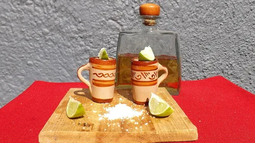 Vista 8 de Vasos de chupito de tequila - Juego de 4 vasos de chupito mexicanos de terracota - 2 Oz - Arcilla natural - Barro Canelo (mango)