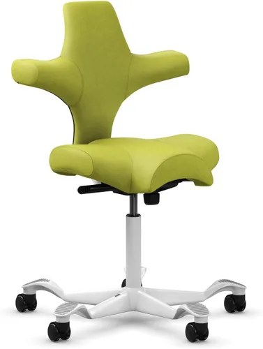 Vista 53 de HAG Capisco Sit to Stand - Silla de pie con marco negro, tapizada de ónix negro con anillo para el pie Negro Onyx