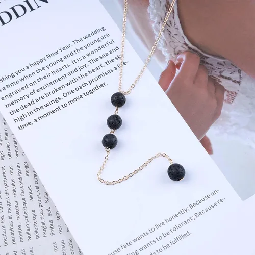 Vista 4 de Andelaisi Collar bohemio con cuentas de lava Lariat Y de piedra de lava negra, collar de cuentas de lava vintage, collar de cadena redonda de piedra