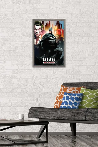 Vista 2 de Trends International DC Comics - Póster de pared de Batman con capucha roja, 14.725 x 22.375 pulgadas, versión enmarcada de madera de granero